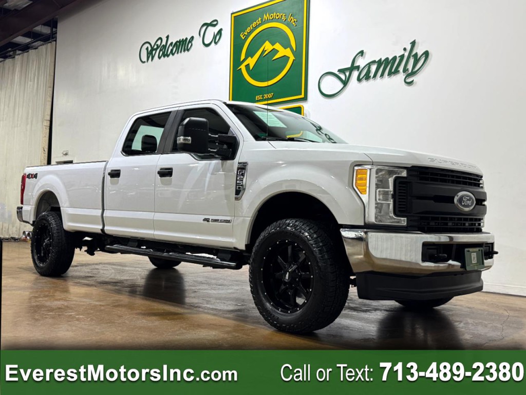 2017 Ford F-250 Image 1