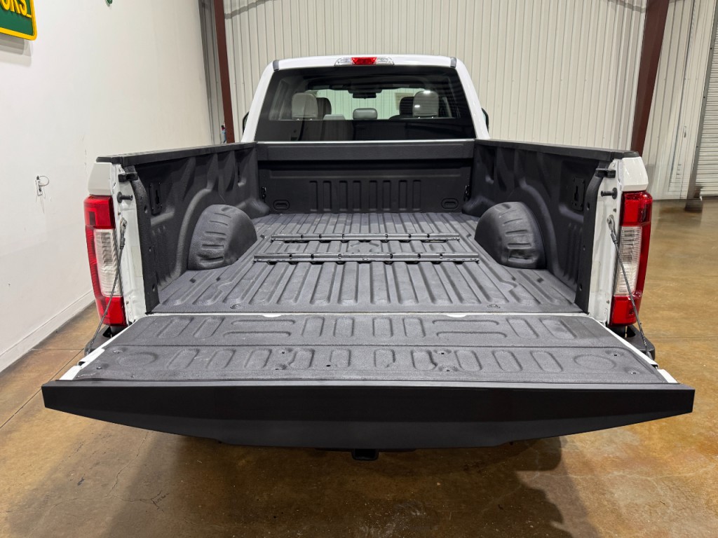 2017 Ford F-250 Image 40