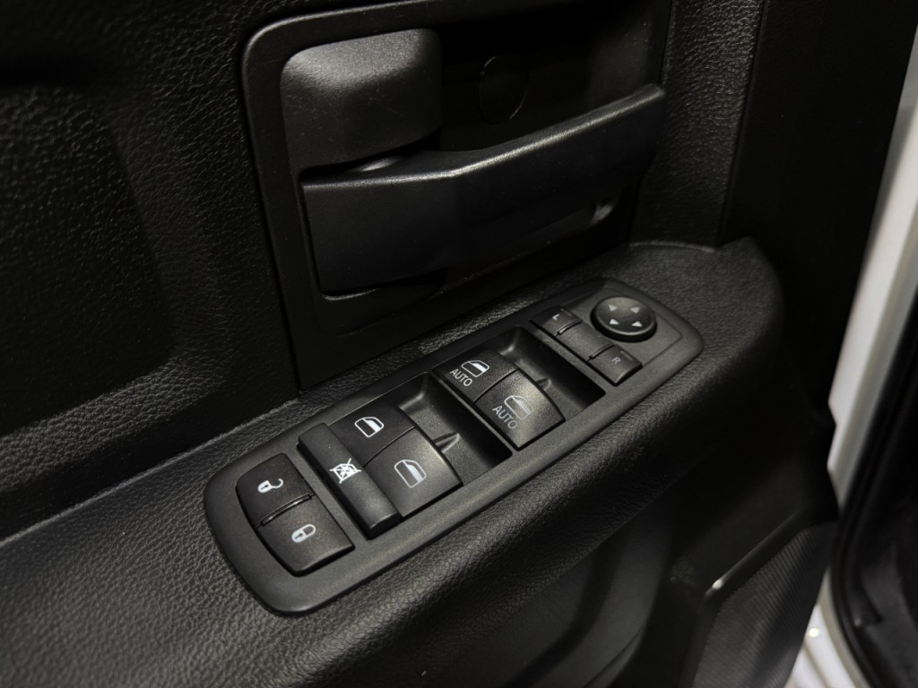 2020 RAM 3500 Image 8