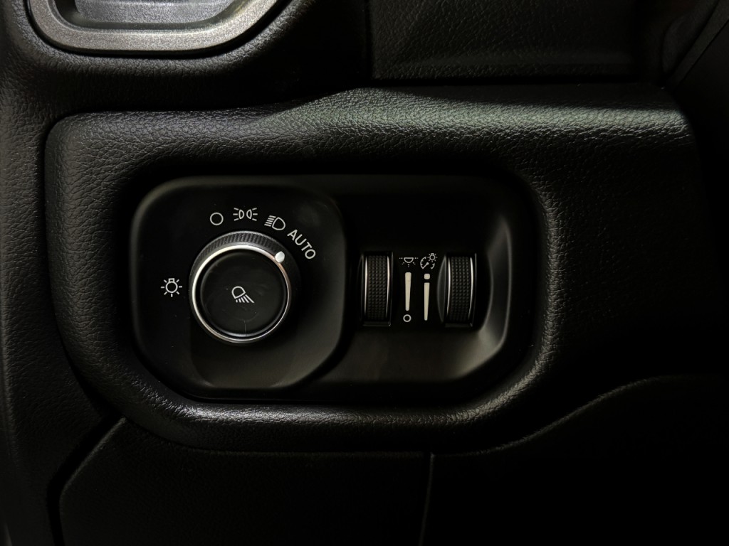 2020 RAM 3500 Image 9