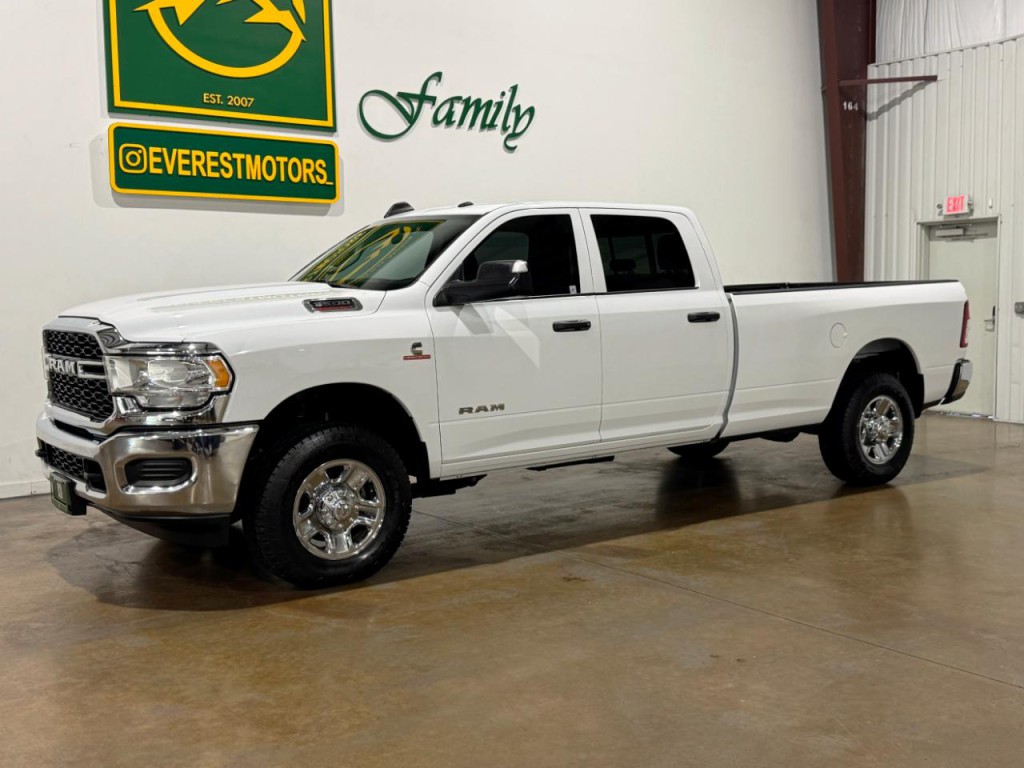 2020 RAM 3500 Image 3