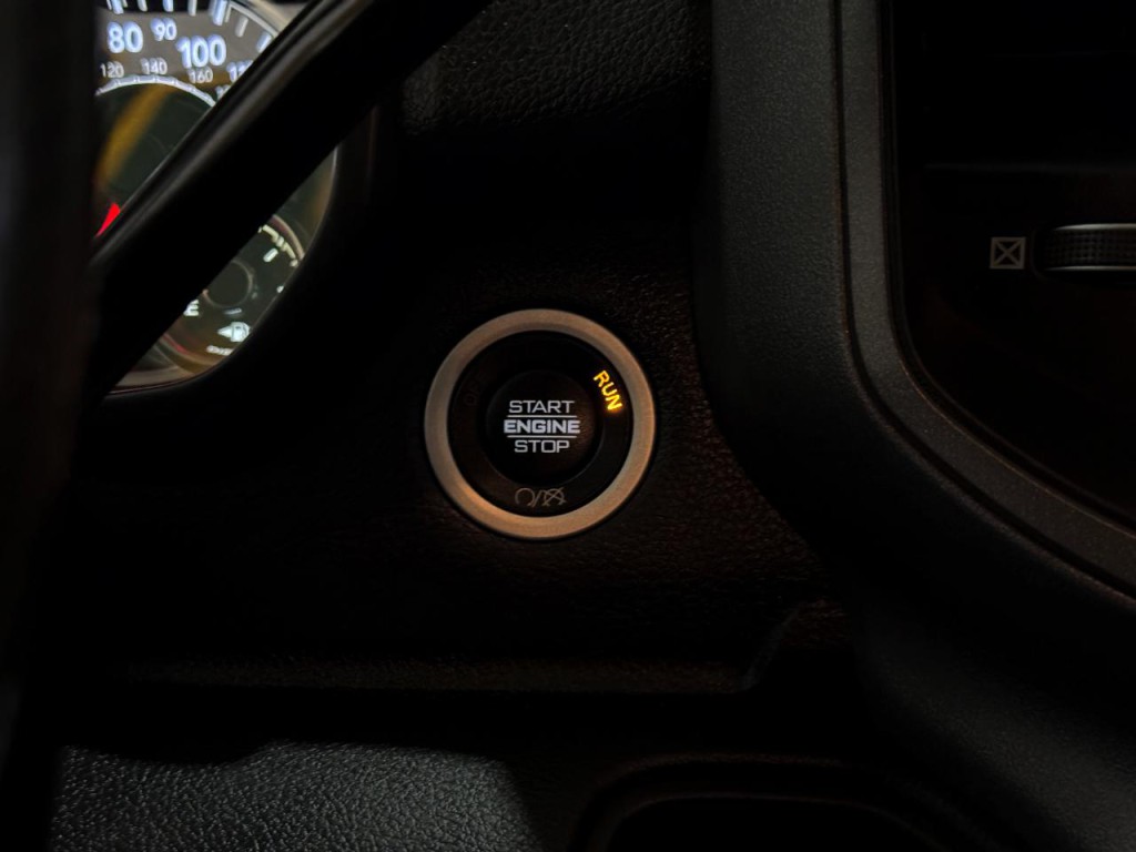 2020 RAM 3500 Image 33