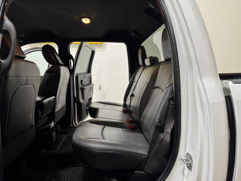 2021 RAM 2500 Image 16