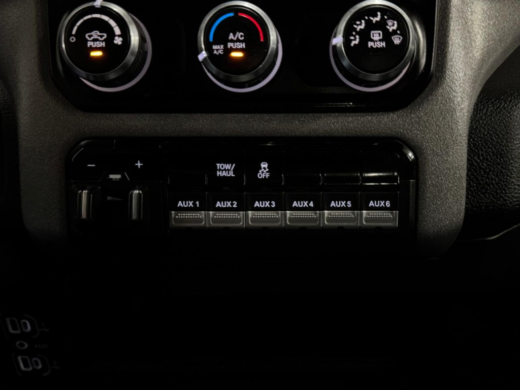 2021 RAM 2500 Image 28
