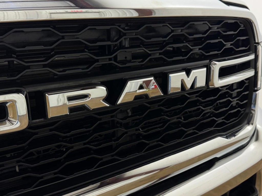 2021 RAM 2500 Image 44