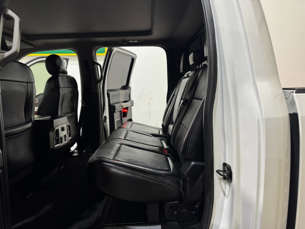 2017 Ford F-250 Image 16