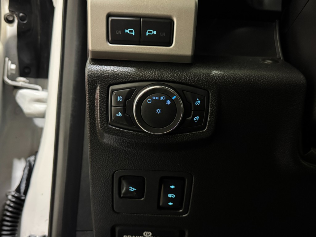 2017 Ford F-250 Image 30