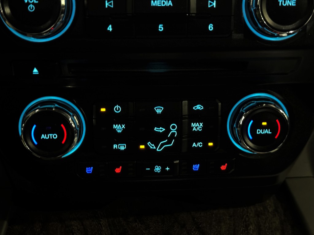 2017 Ford F-250 Image 32