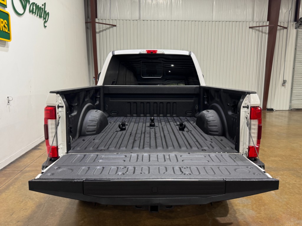 2017 Ford F-250 Image 71