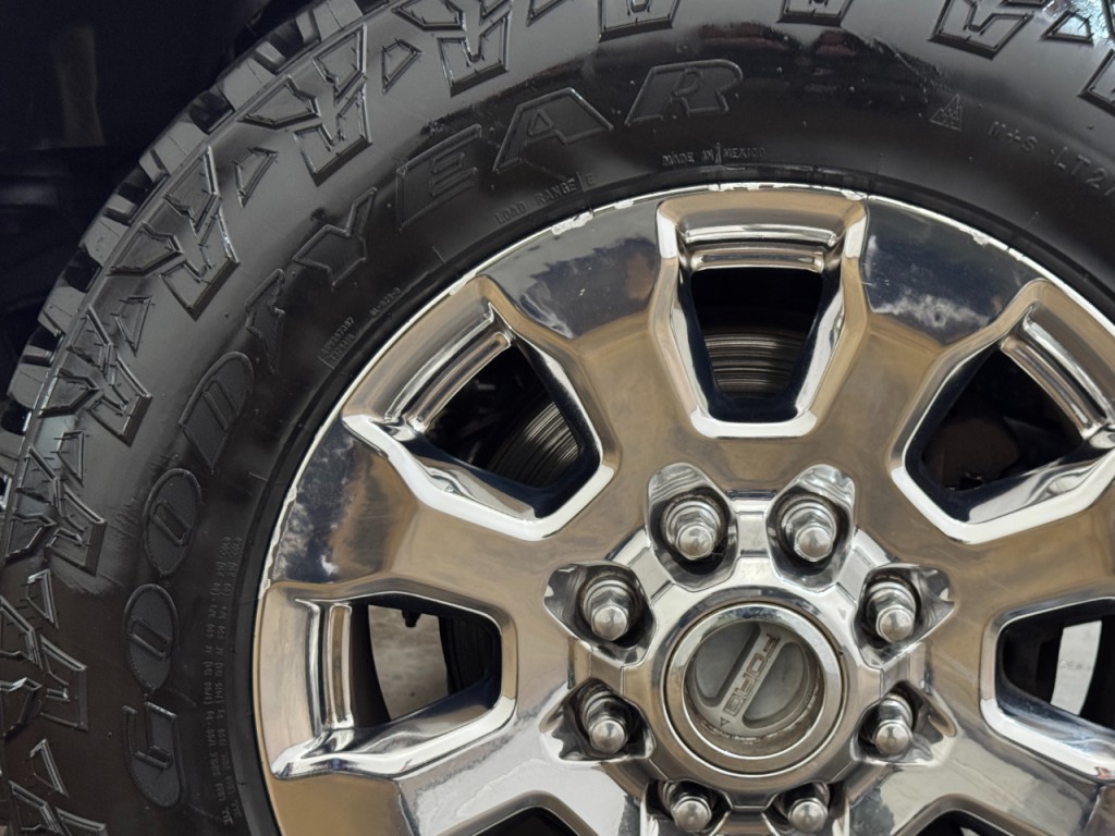 2017 Ford F-250 Image 76