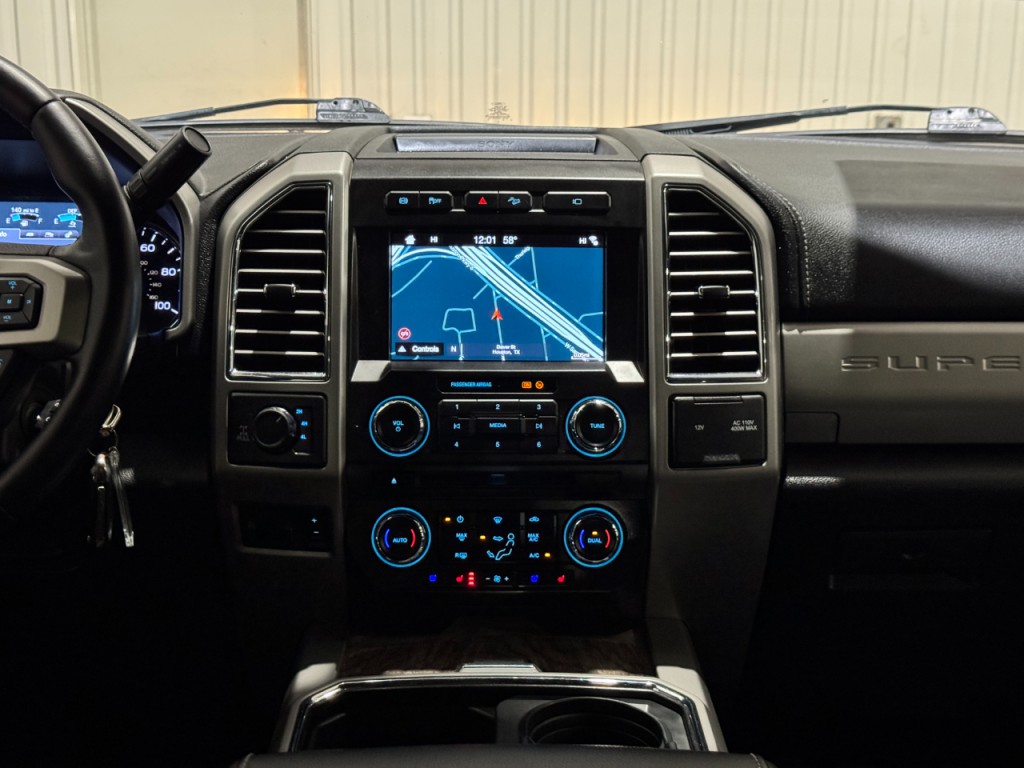 2017 Ford F-250 Image 20