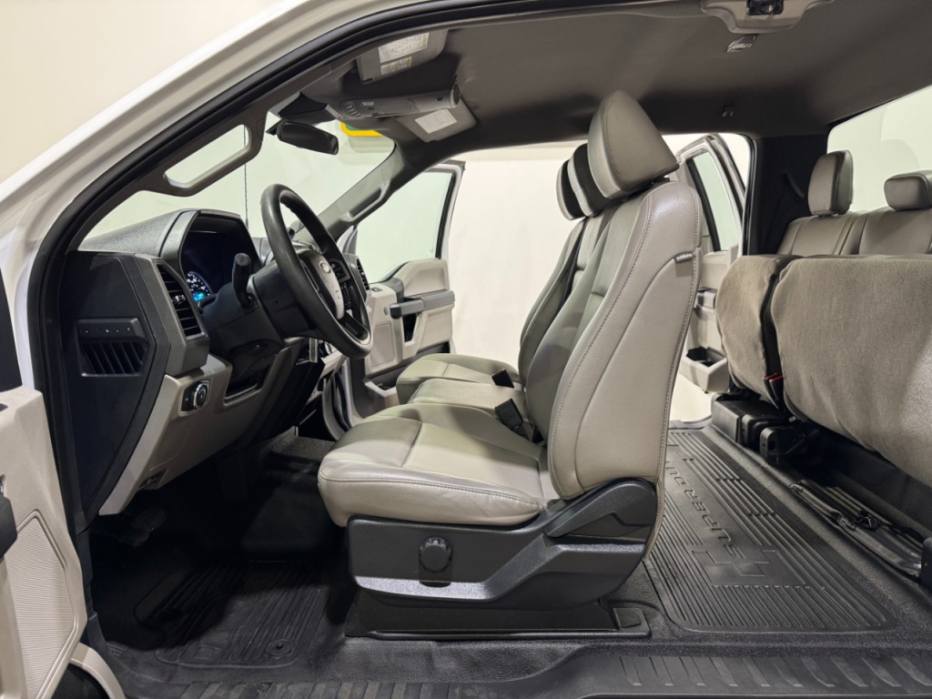 2022 Ford F-350 Image 13