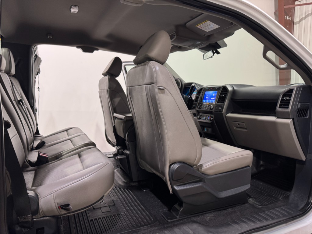 2022 Ford F-350 Image 15