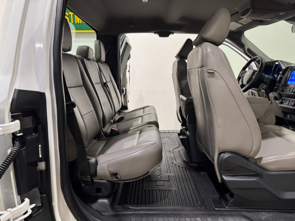 2022 Ford F-350 Image 17