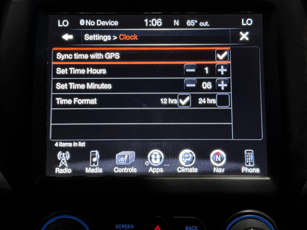 2017 RAM 3500 Image 25