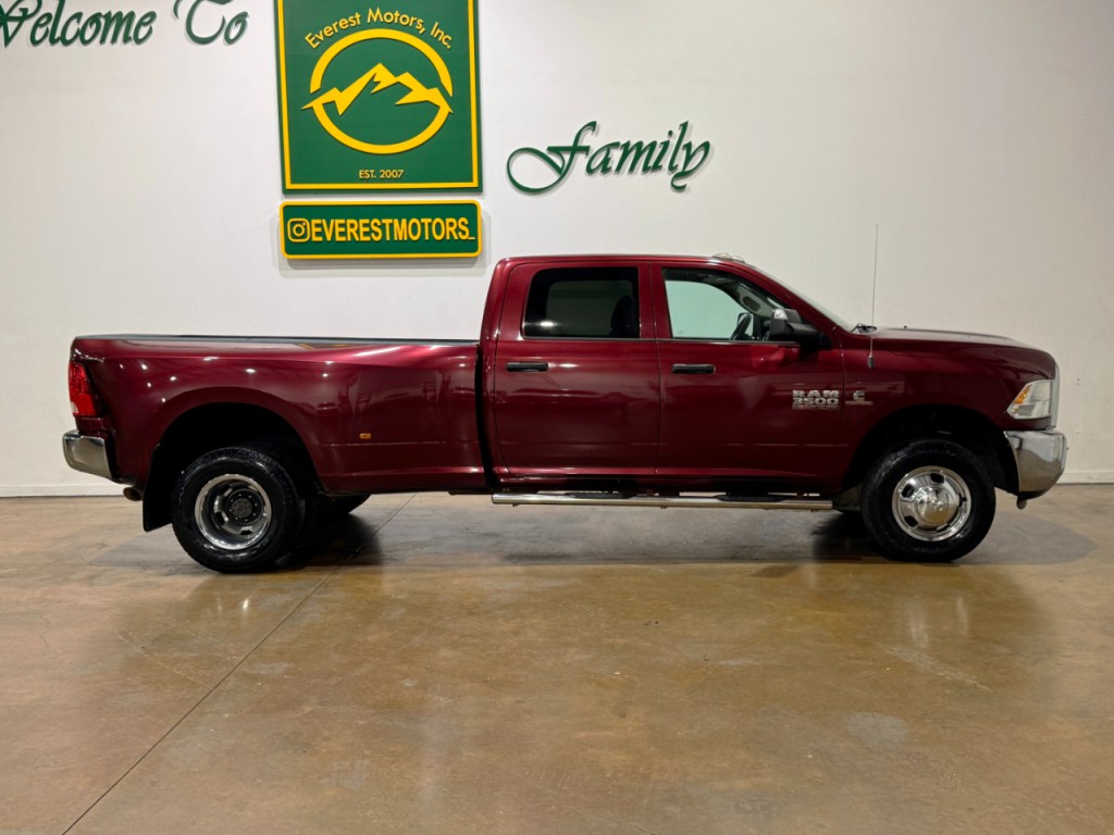 2017 RAM 3500 Image 2