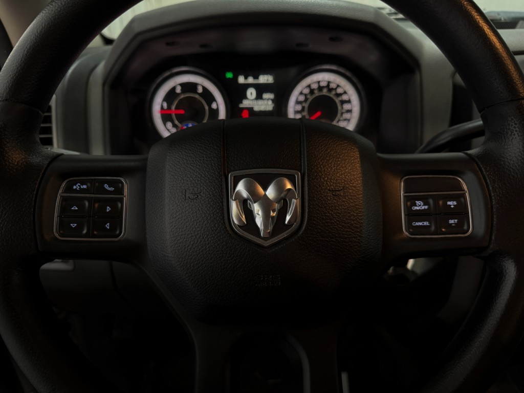 2017 RAM 3500 Image 5