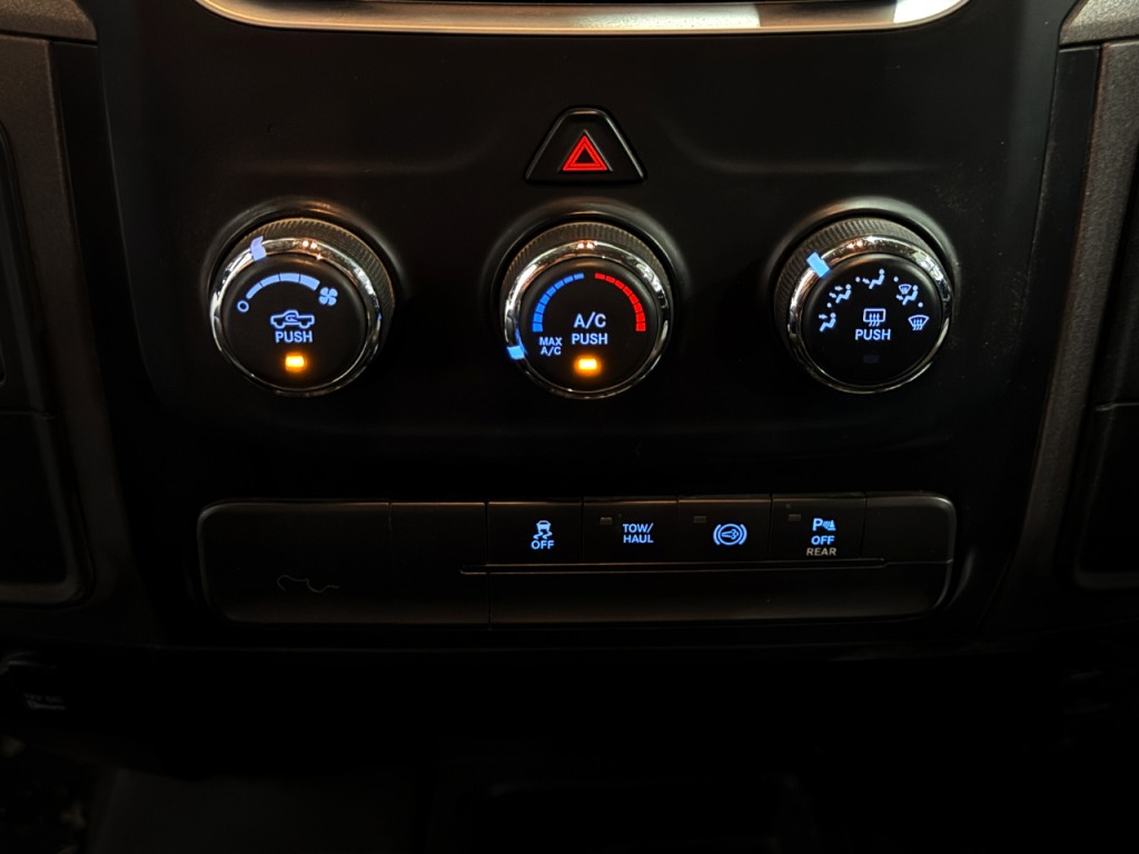 2017 RAM 3500 Image 7