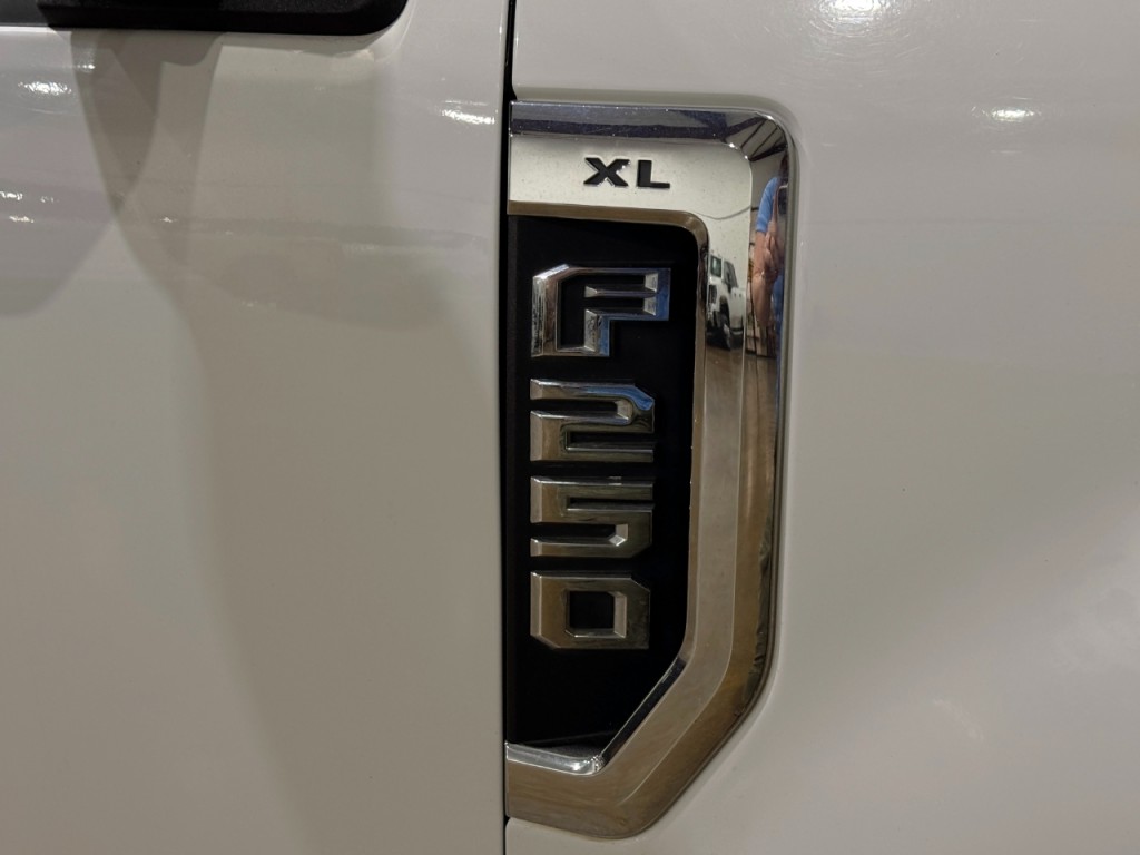 2018 Ford F-250 Image 3