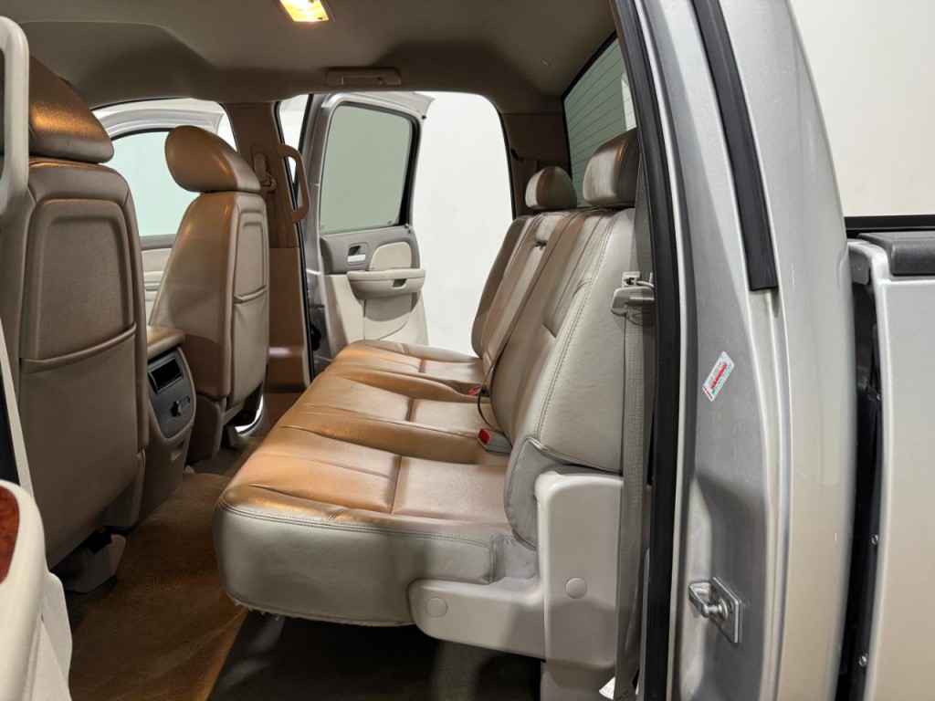 2011 Chevrolet Silverado 1500 Image 14