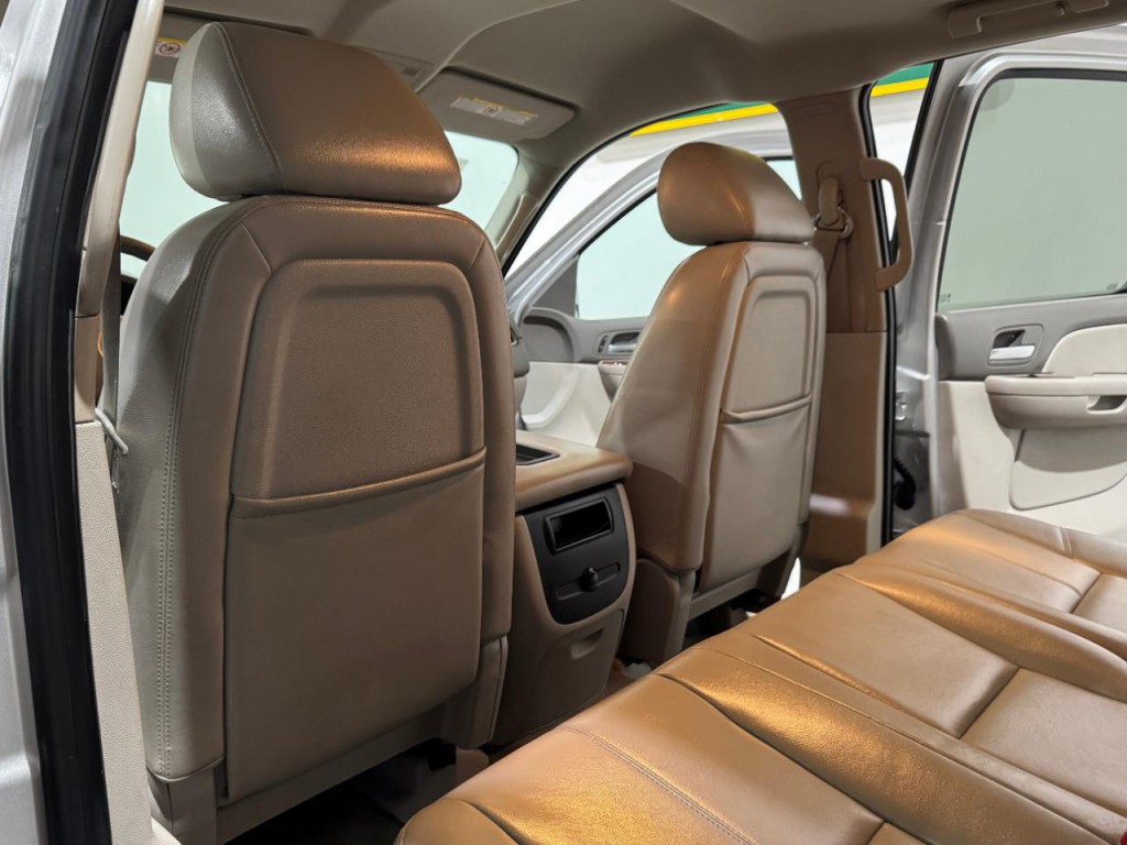 2011 Chevrolet Silverado 1500 Image 16