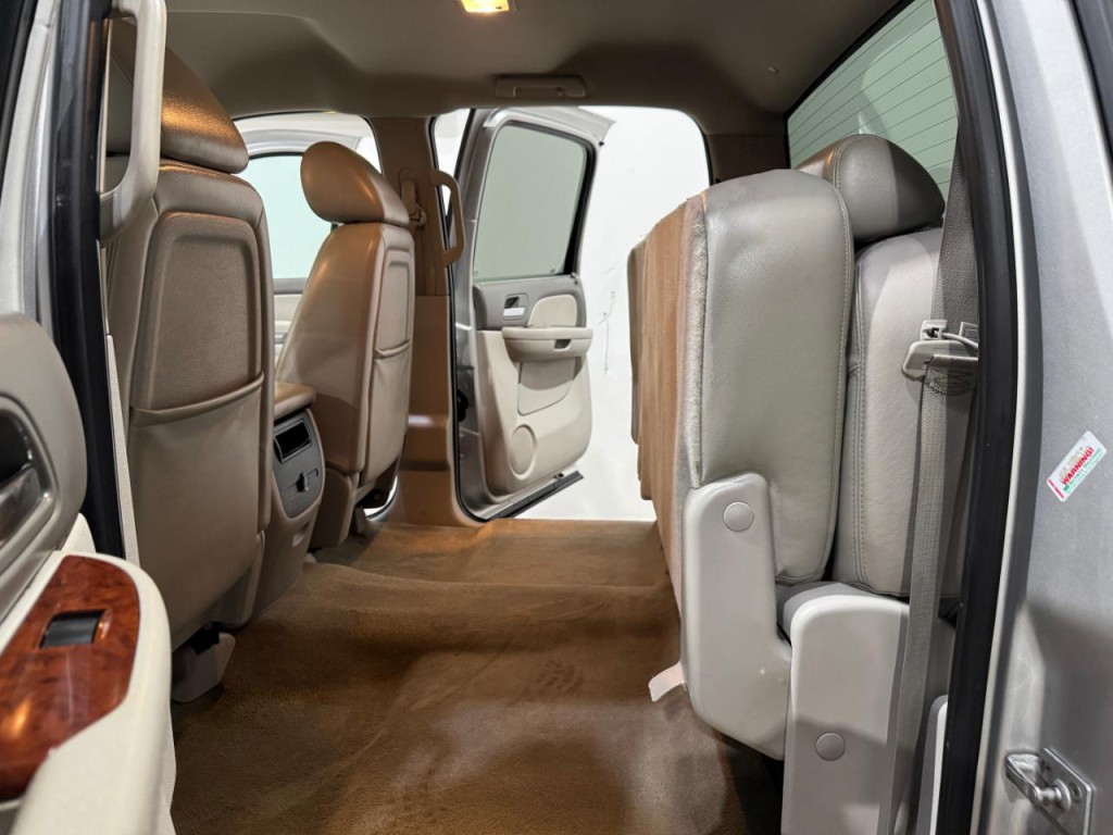 2011 Chevrolet Silverado 1500 Image 17