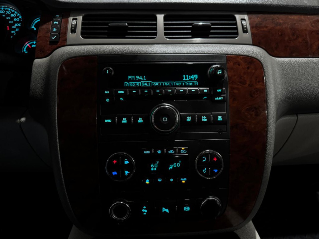 2011 Chevrolet Silverado 1500 Image 24