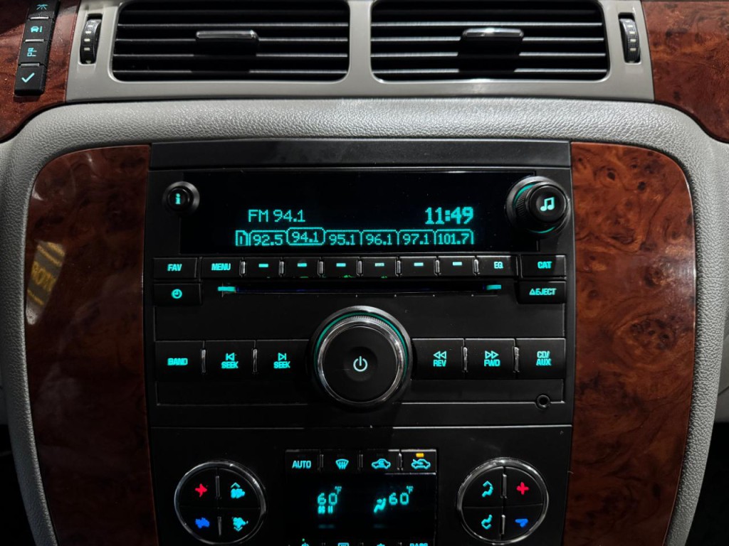 2011 Chevrolet Silverado 1500 Image 25