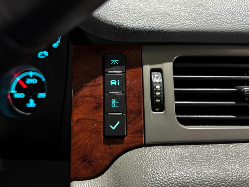 2011 Chevrolet Silverado 1500 Image 26