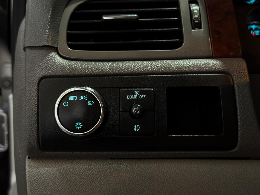 2011 Chevrolet Silverado 1500 Image 27