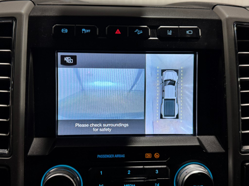 2017 Ford F-350 Image 31