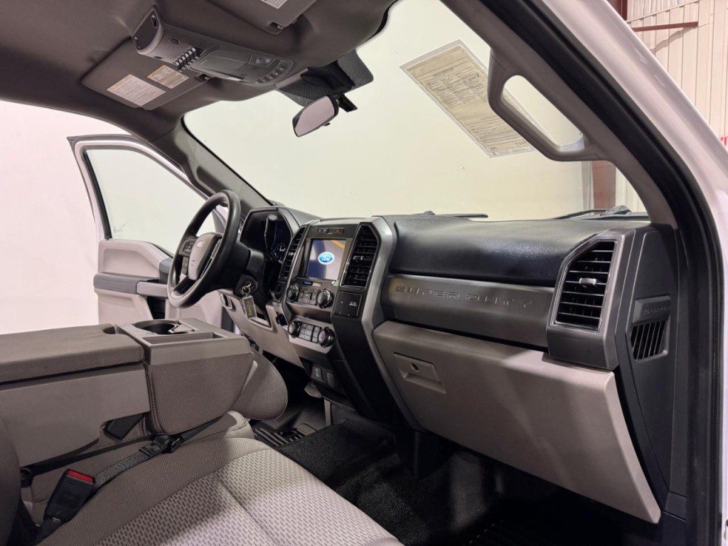 2021 Ford F-350 Image 15