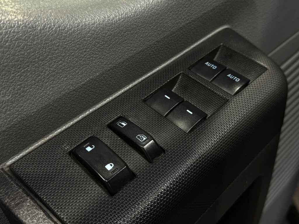 2015 Ford F-350 Image 15