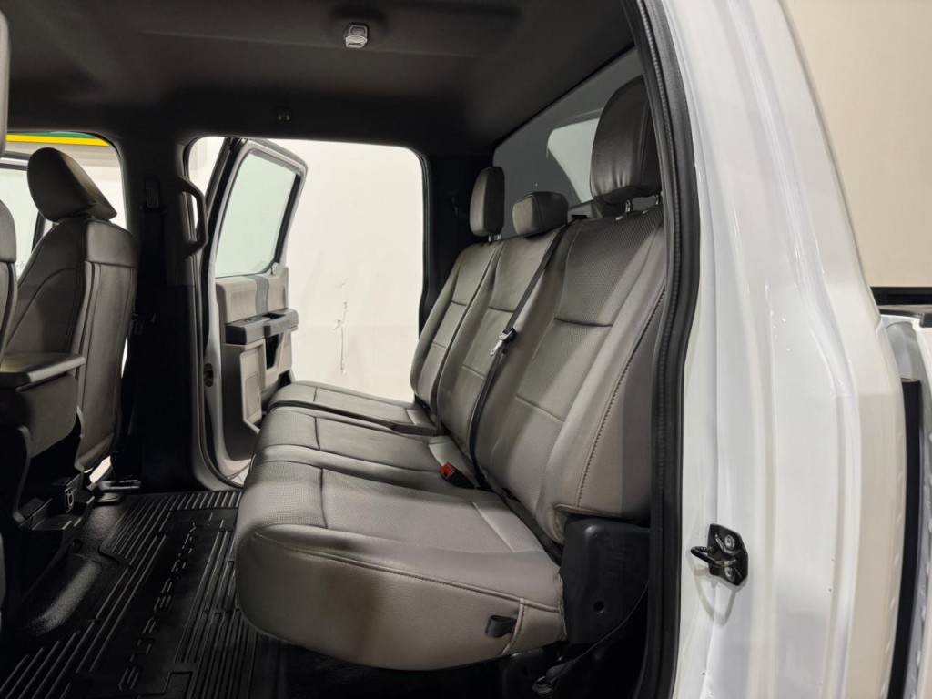2022 Ford F-350 Image 16