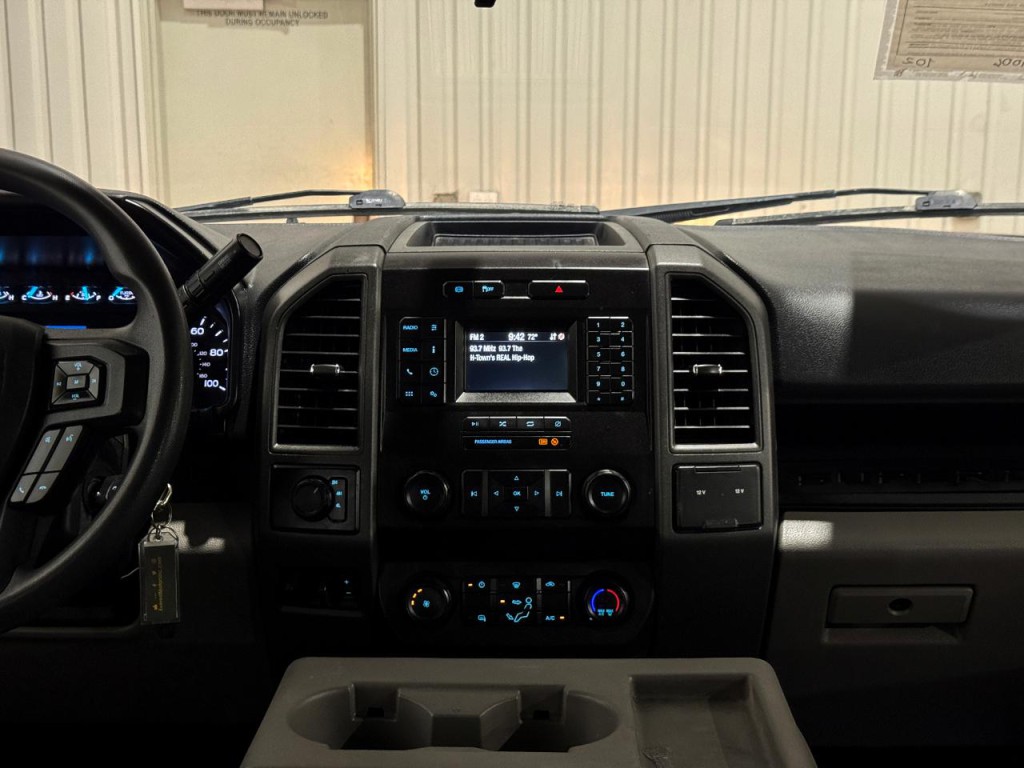 2022 Ford F-350 Image 21