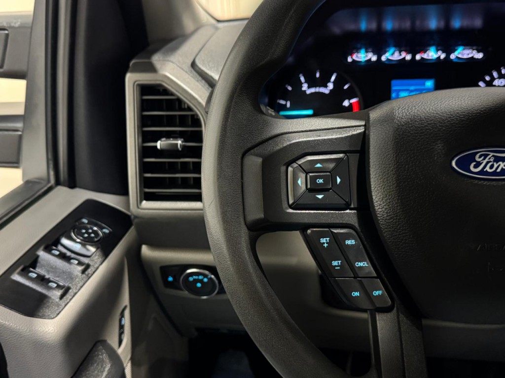 2022 Ford F-350 Image 22