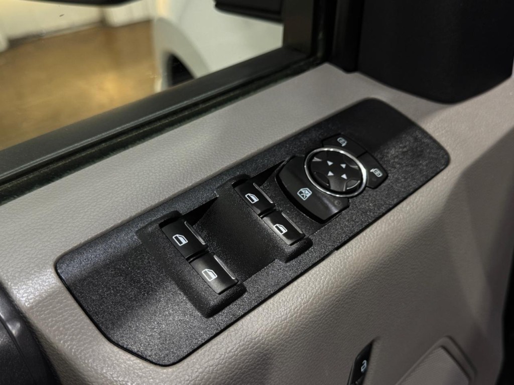 2022 Ford F-350 Image 27