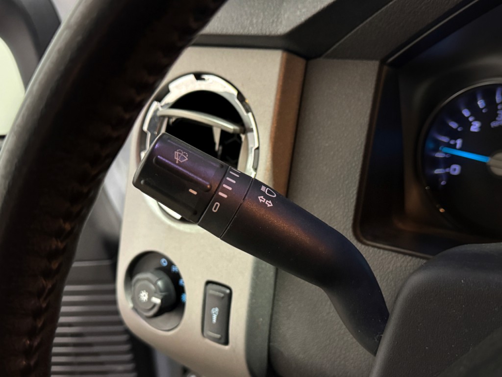 2015 Ford F-250 Image 21