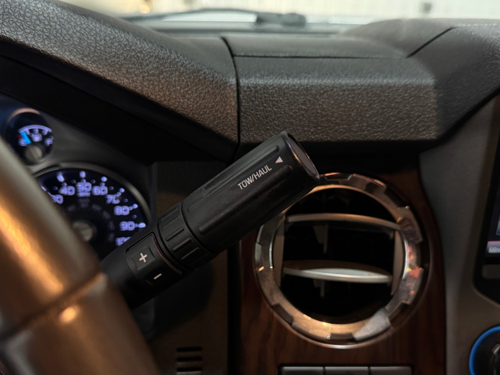 2015 Ford F-250 Image 22