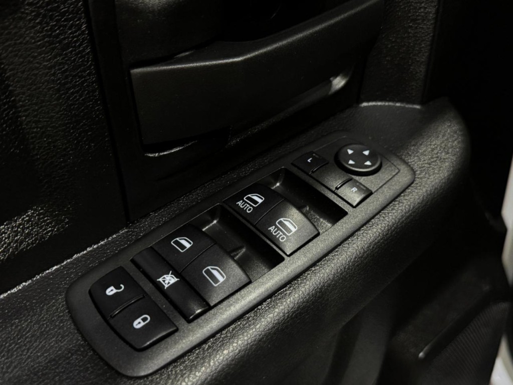 2022 RAM 2500 Image 24