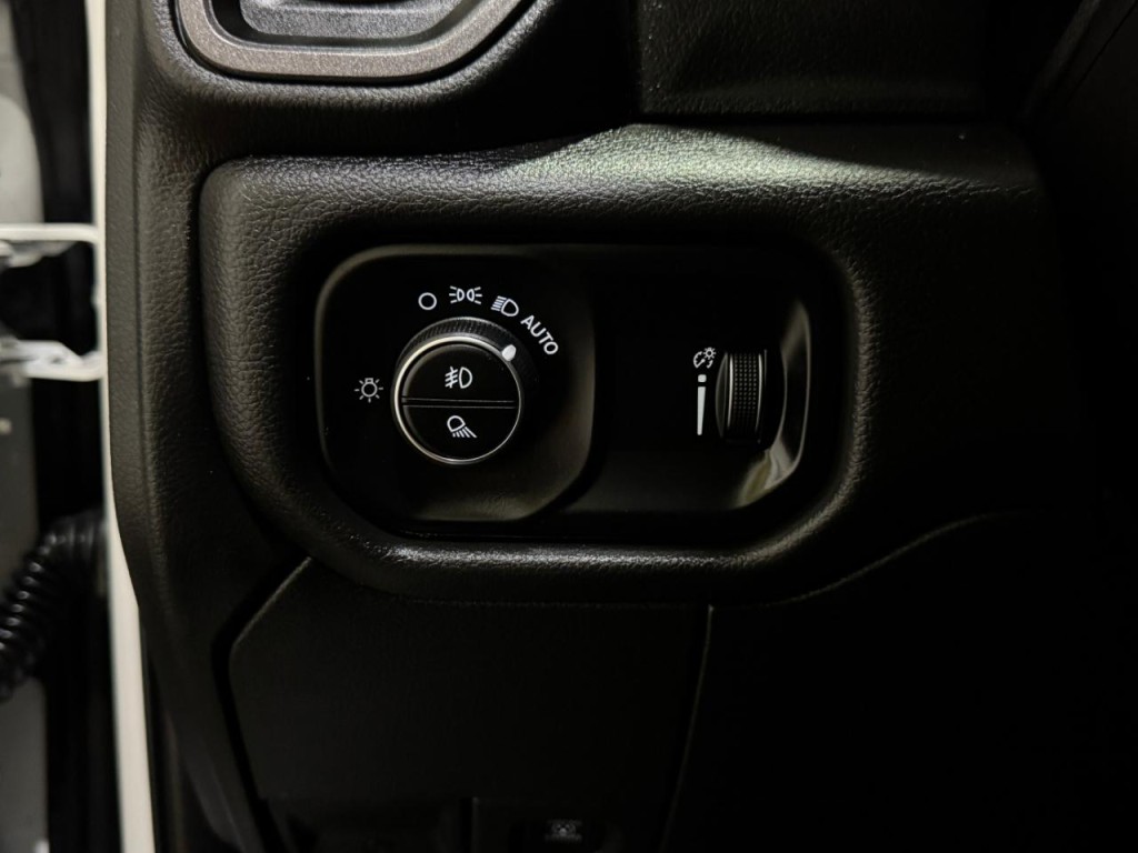 2022 RAM 2500 Image 25