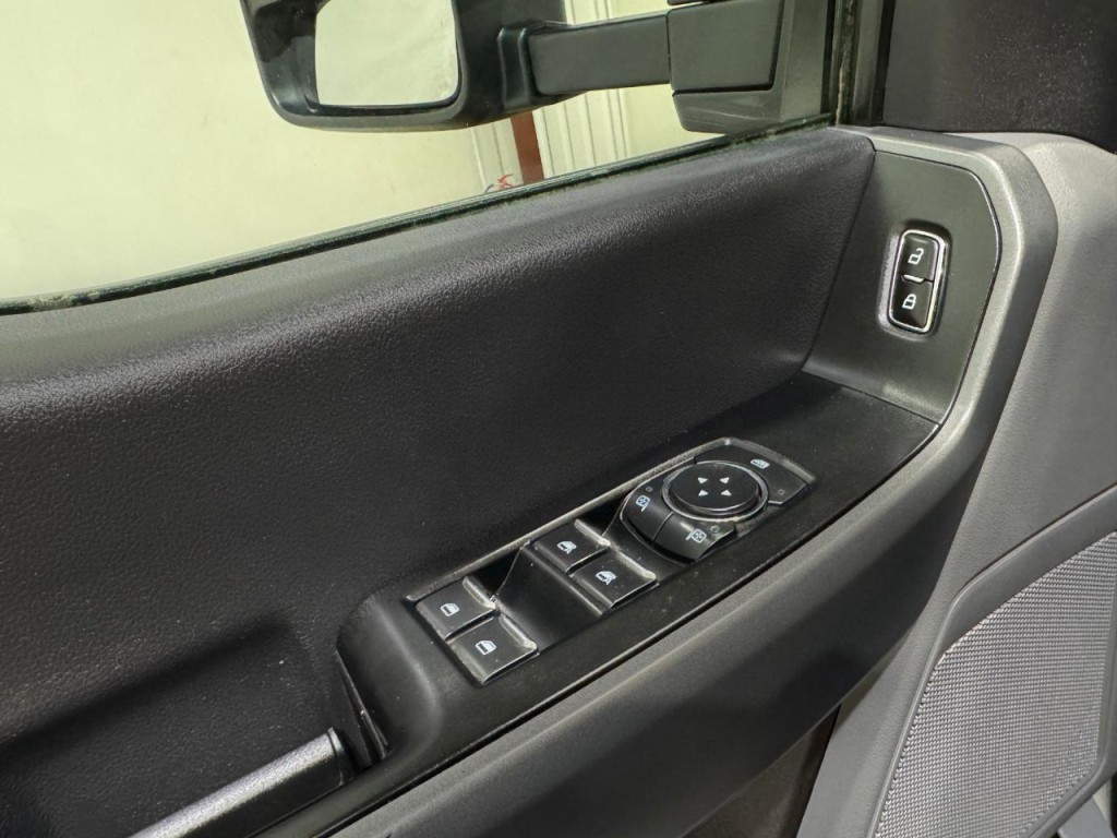 2023 Ford F-350 Image 31