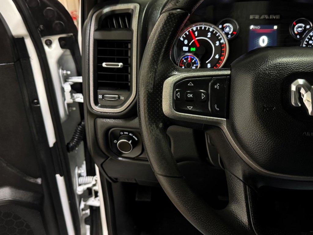 2024 RAM 3500 Image 22