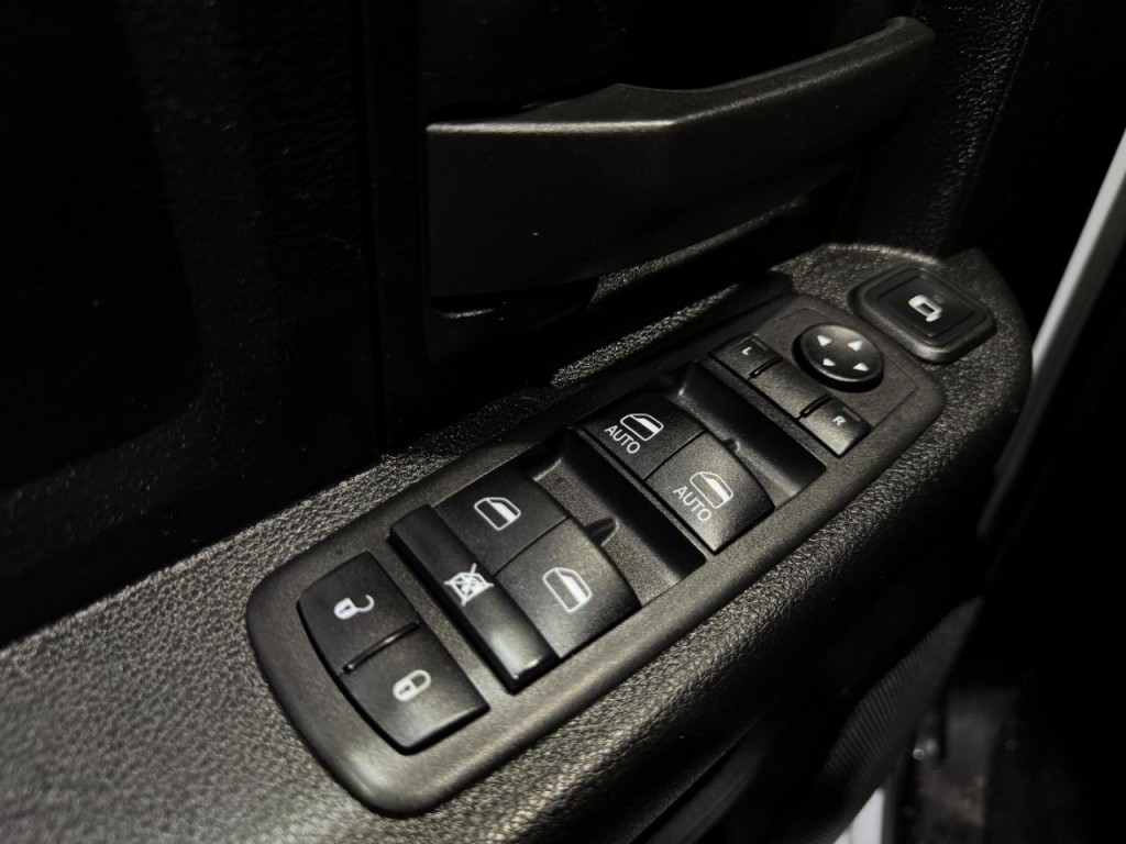 2024 RAM 3500 Image 29