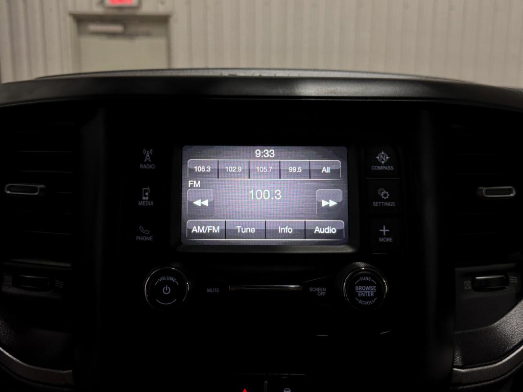 2024 RAM 3500 Image 34