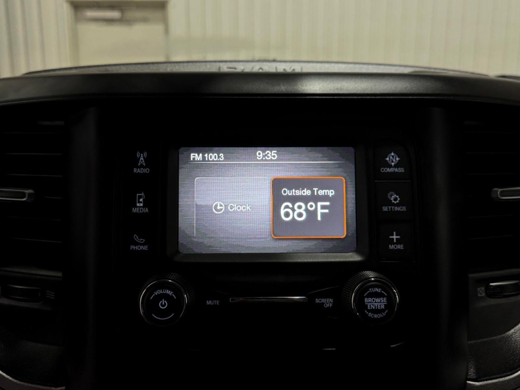 2024 RAM 3500 Image 42