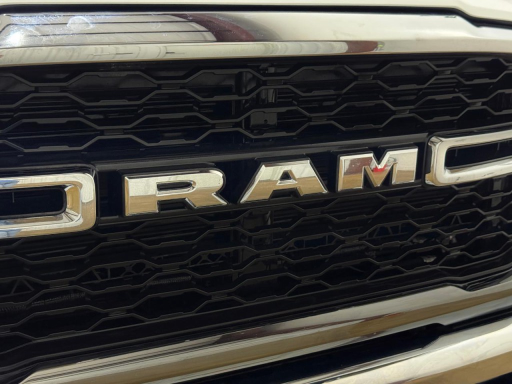 2024 RAM 3500 Image 45