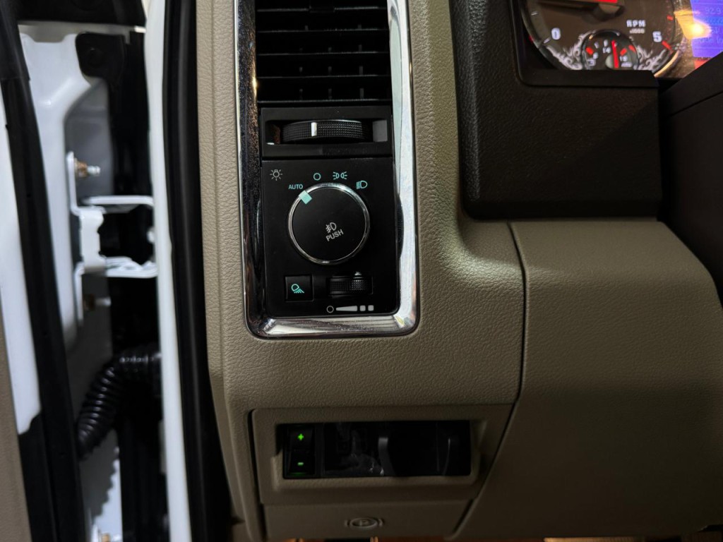 2012 RAM 2500 Image 27