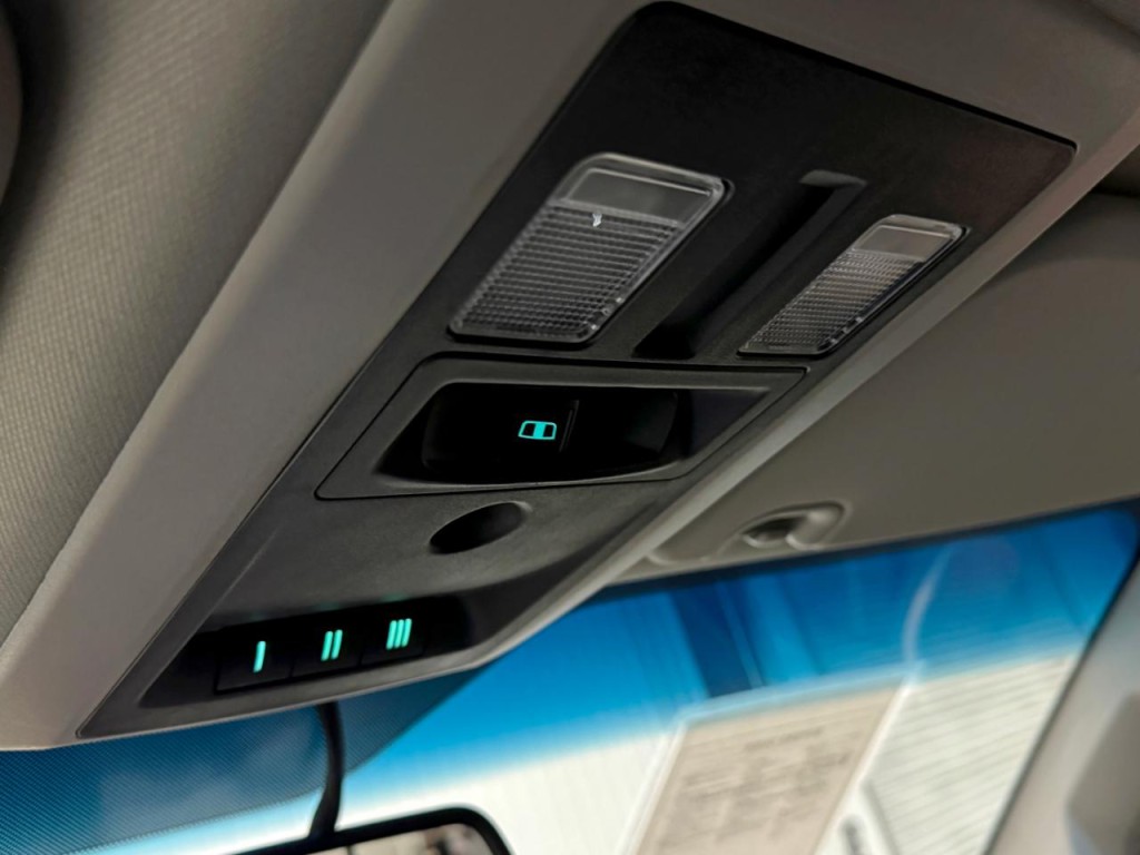 2012 RAM 2500 Image 32