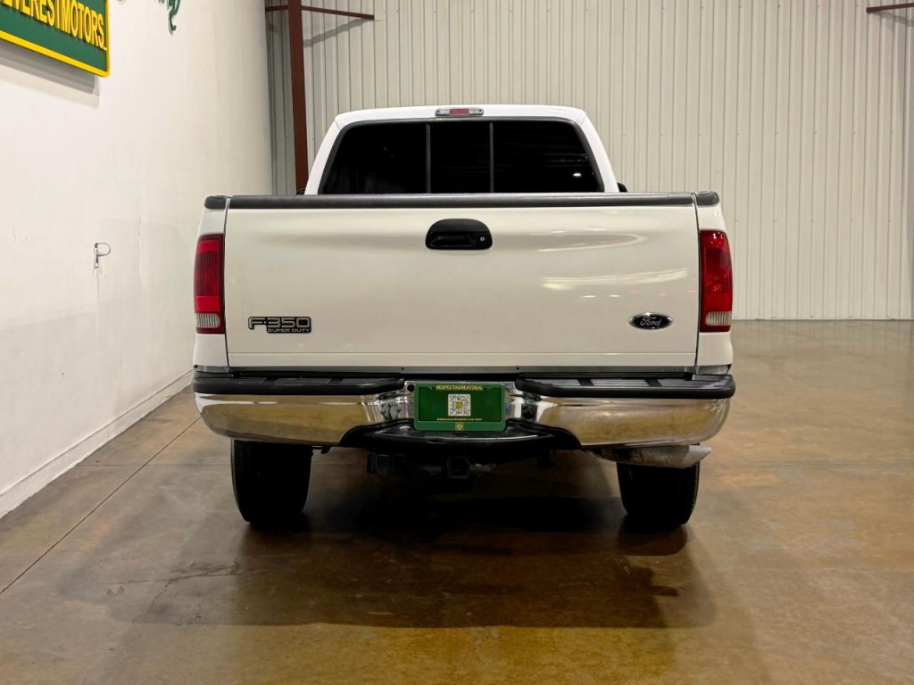 2002 Ford F-350 Image 6